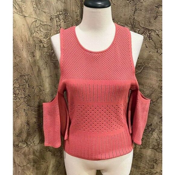 Gianni Bini Short Sleeve Cold Shoulder Apricot Sweater Size Medium - Picture 1 of 4